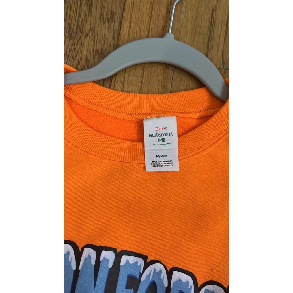 Hanes EcoSmart Pigeon Forge Snow Sweatshirt Orange Crewneck Medium TN Souvenir - Picture 3 of 3